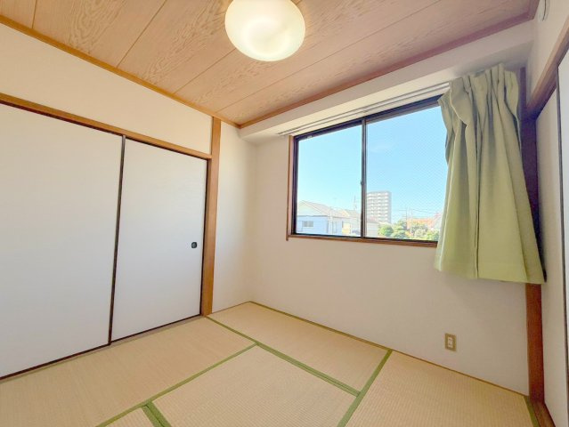 マイハイツピュアの玄関|★シューズＢＯＸ★