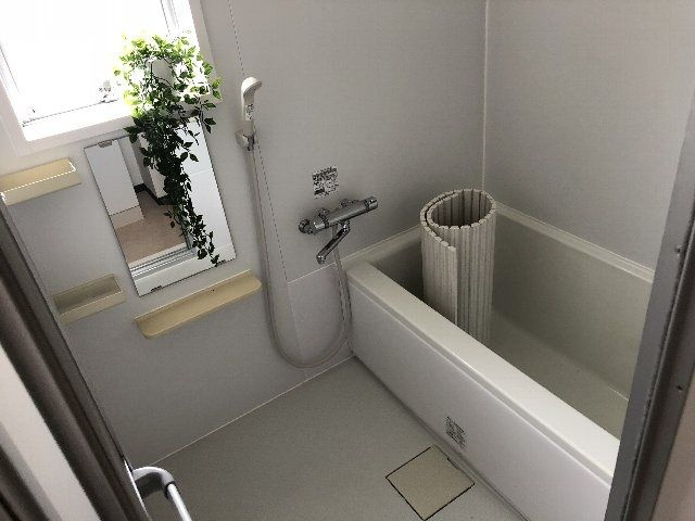 メゾンポレールの浴室