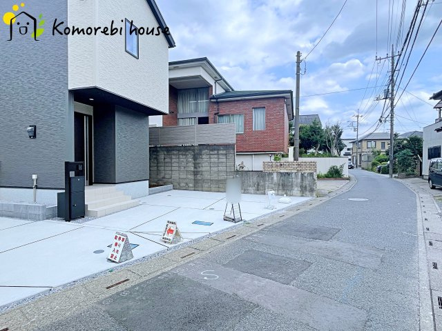さいたま市西区佐知川　第1期　新築戸建て　リナージュネクスジー　03の前面道路含む現地写真|前面道路含む現地写真です