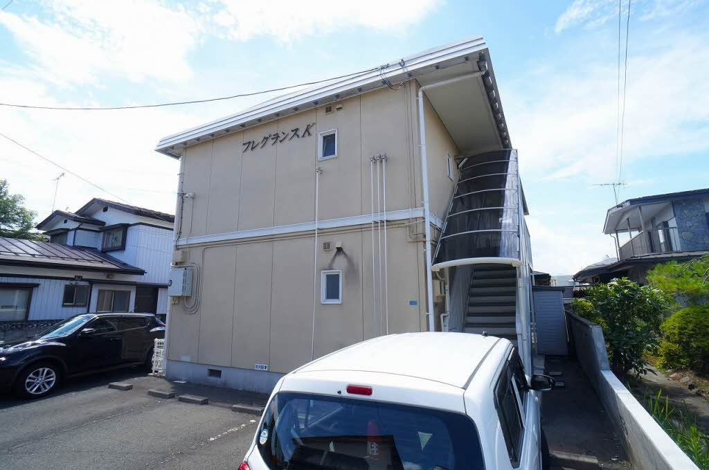 フレグランスＫの外観
