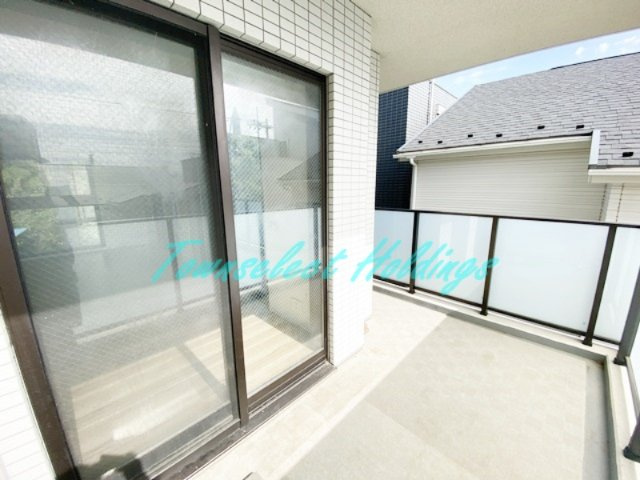 藤沢市本町１丁目の賃貸マンションのバルコニー