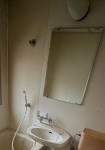 ワースエスティツの洗面所