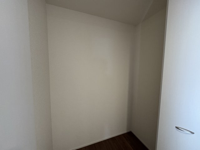 うるま市前原（全10棟）4号棟の収納|4号棟　2階ホール収納付き♪