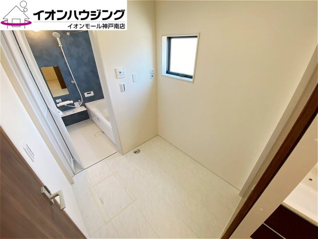 北区緑町６丁目　新築戸建