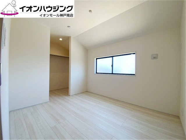 北区緑町６丁目　新築戸建