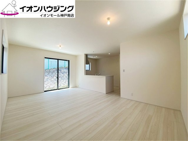 北区緑町６丁目　新築戸建