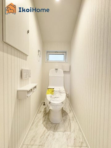 神戸市北区緑町5丁目　全2棟　新築戸建　2号地のトイレ|【ホームページに現地動画掲載中】●年中無休：当日予約可●1階・2階ウォッシュレット付のお手洗い。