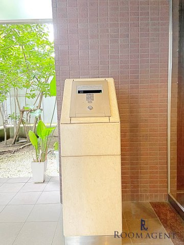 イーグルヘッド橦木のエントランス