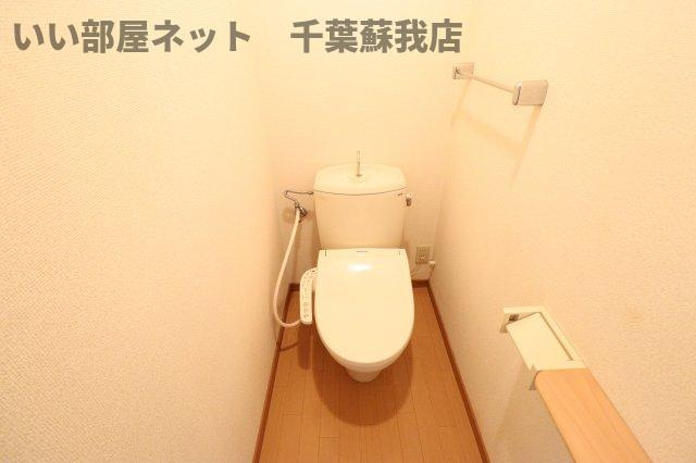 ウィステリアおゆみ野　Ｃのトイレ|落ち着いたトイレです