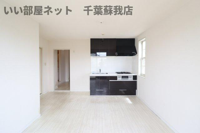 ウィステリアおゆみ野　Ｃの居間・リビング|おしゃれな居間です