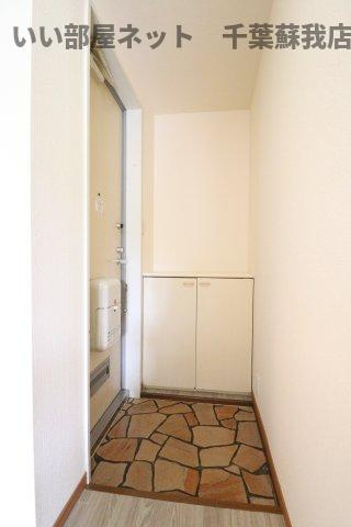 ウィステリアおゆみ野　Ｃの玄関|落ち着いた玄関です