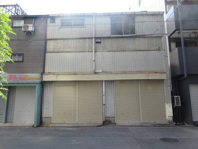 大阪市浪速区恵美須西３丁目の倉庫