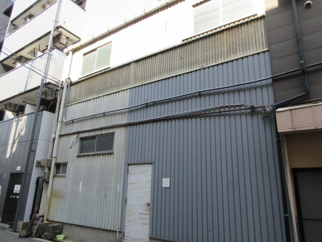 大阪市浪速区恵美須西３丁目の倉庫