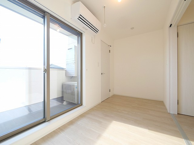 ジーメゾン奈良クレールの洋室|ゆったりした洋室です