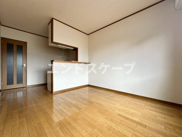 エムヴェールの居間・リビング|高崎、前橋のお部屋探しはエンドスケープまで！お客様の理想お聞かせ下さい♪