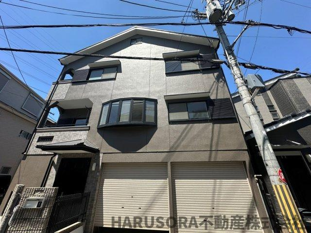 門真市上野口町　３階建