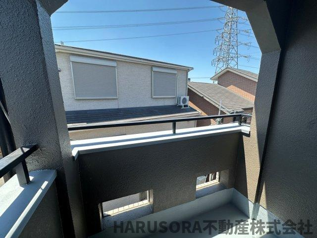 門真市上野口町　３階建のバルコニー