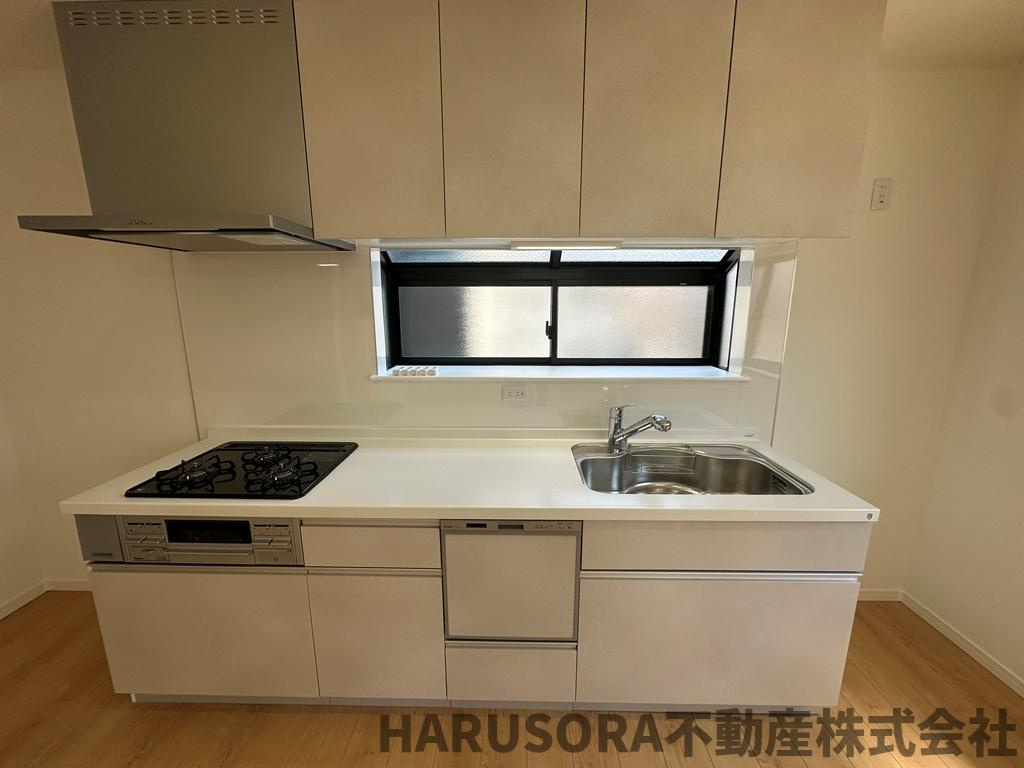 門真市上野口町　３階建のキッチン