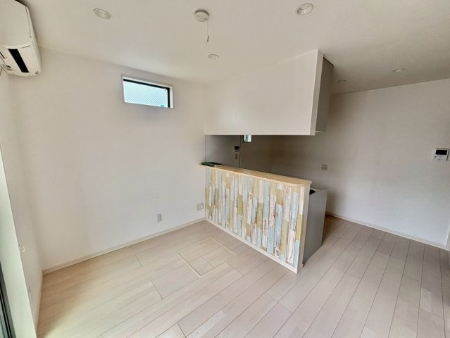 WITH ROSE神屋町の居間・リビング