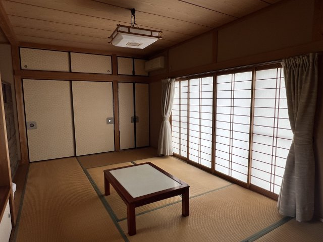 津山市日上　中古住宅　２DK の和室