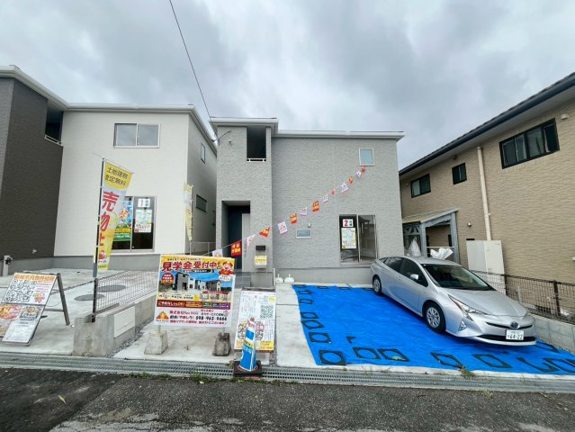 南城市大里高平 2号棟（全3棟）の外観