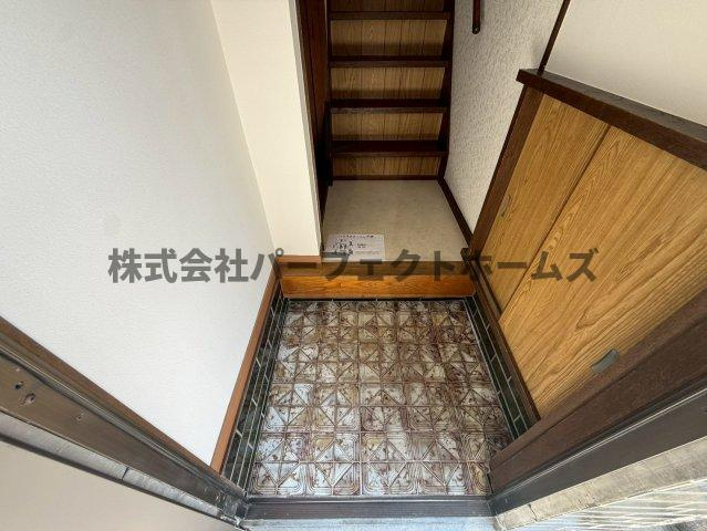 大成町戸建　賃貸の玄関|シンプルで使いやすい玄関です