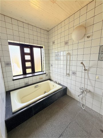 大牟田宮崎中古戸建の浴室