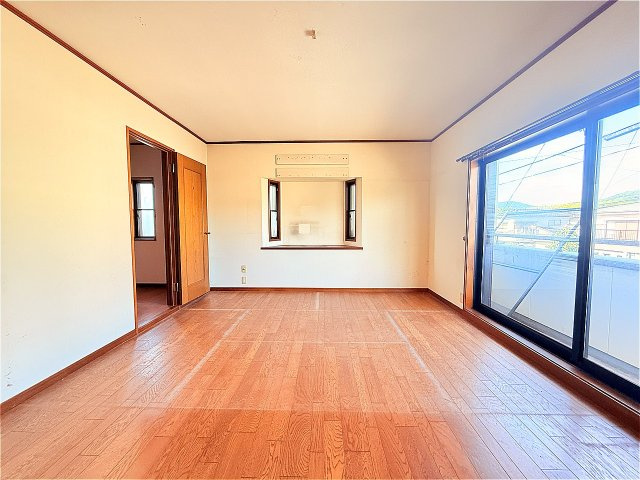 大牟田宮崎中古戸建の洋室