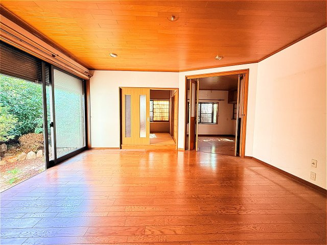大牟田宮崎中古戸建の居間・リビング