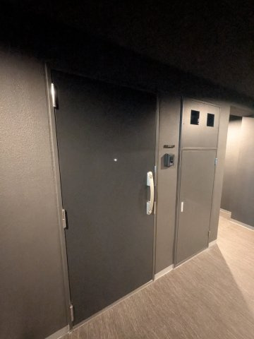 Ｌｏｇ登戸ｓｔａｔｉｏｎ　ｓｉｄｅの玄関