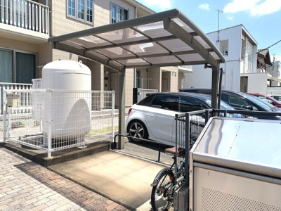 【その他共用部分】 | シャーメゾン神辺 A棟 | 屋根付き駐輪場