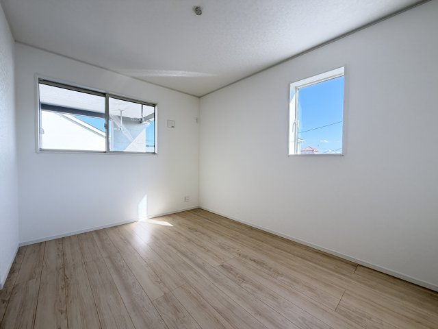 クレイドルガーデン前橋市稲荷新田町第３　３号棟の収納|２階洋室2収納です
