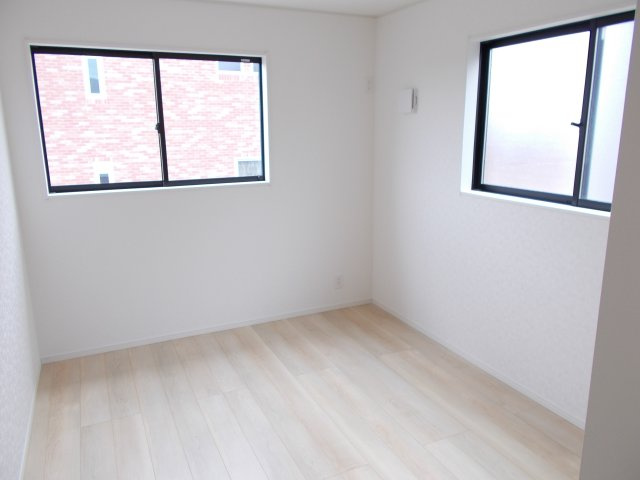 クレイドルガーデン前橋市稲荷新田町第３　３号棟の洋室|２階洋室３です