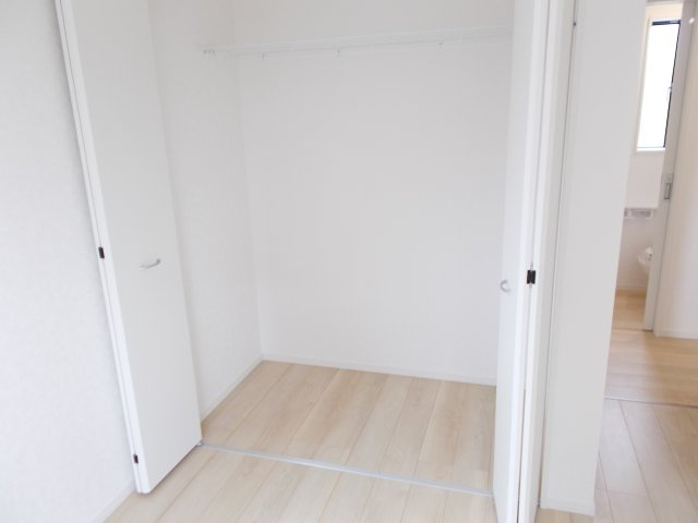 クレイドルガーデン前橋市稲荷新田町第３　３号棟の収納|２階洋室3収納です