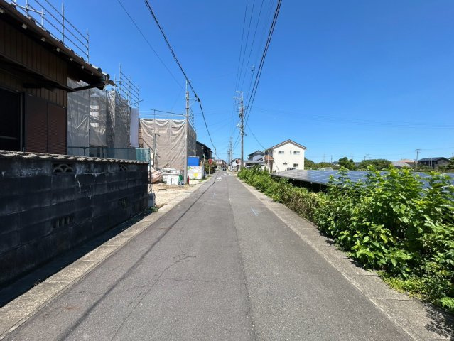 リーブルガーデン　一宮市浅井町尾関第2　全4区画分譲の前面道路含む現地写真|「現地（2026年7月7日）撮影」　
■前面道路　
■ヤマダ不動産　株式会社リライフ