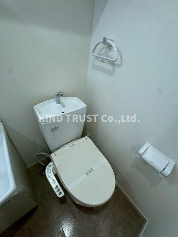 サンヴィラ都島北通のトイレ|ゆったりとした空間のトイレです