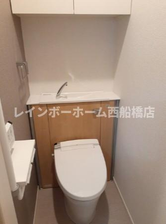 流山市南流山２丁目のアパートのトイレ