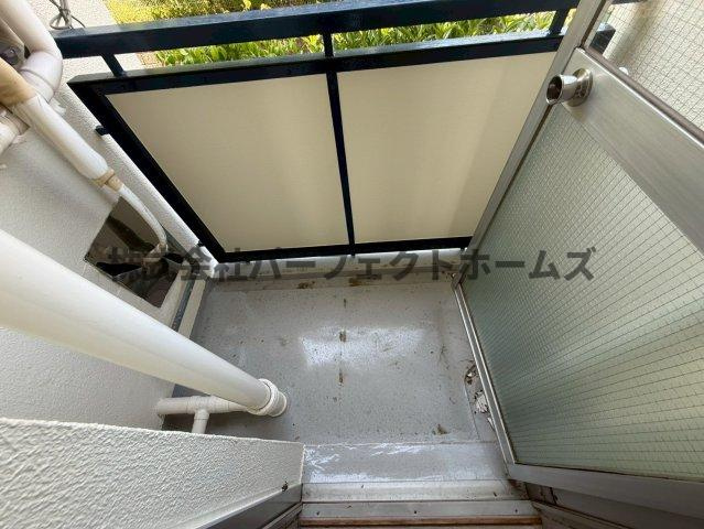 香里三井団地A76棟のバルコニー|お洗濯にも便利なバルコニー付き
