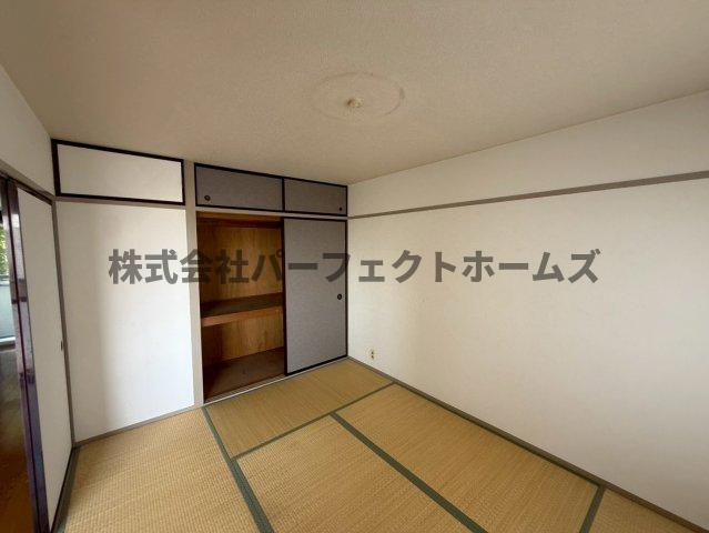 香里三井団地A76棟の和室|日本らしい落ち着いた雰囲気の和室です