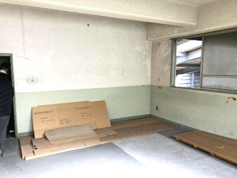 楠根２丁目倉庫の内装