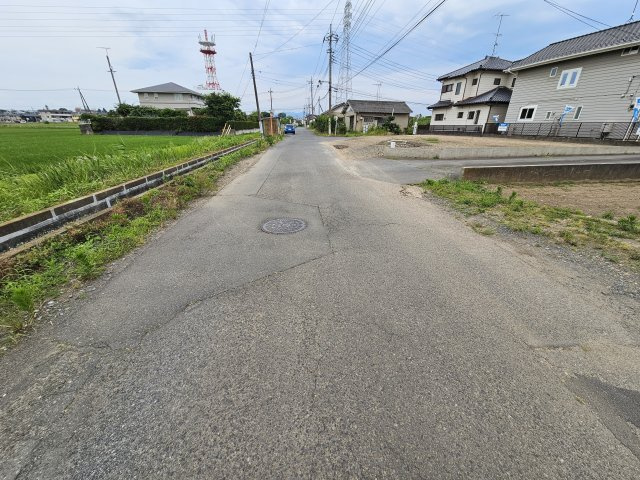 筑西市乙土地の前面道路含む現地写真