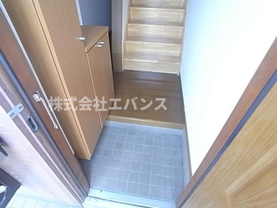 【玄関】 | クレストヒルズ | ゆったりとした玄関です