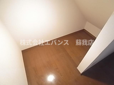  | クレストヒルズ
