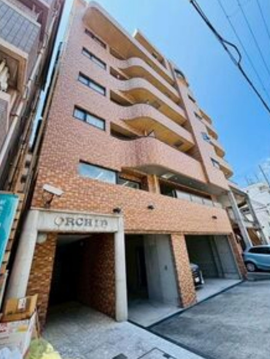 大阪市都島区御幸町１丁目の店舗一部の外観