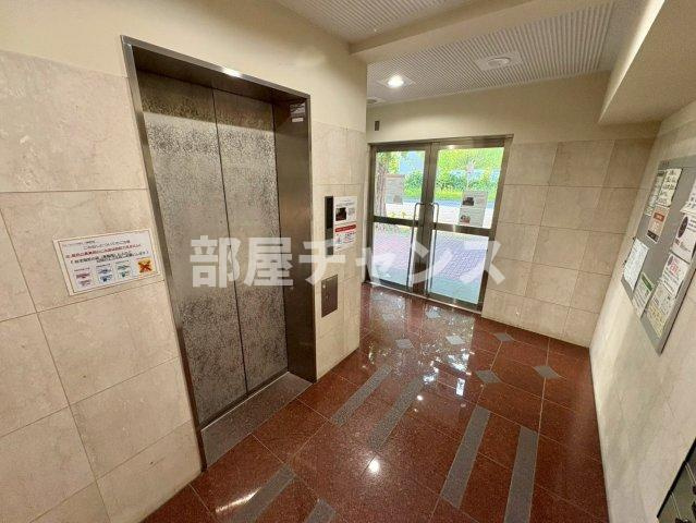 グリーンハイツ白川のロビー