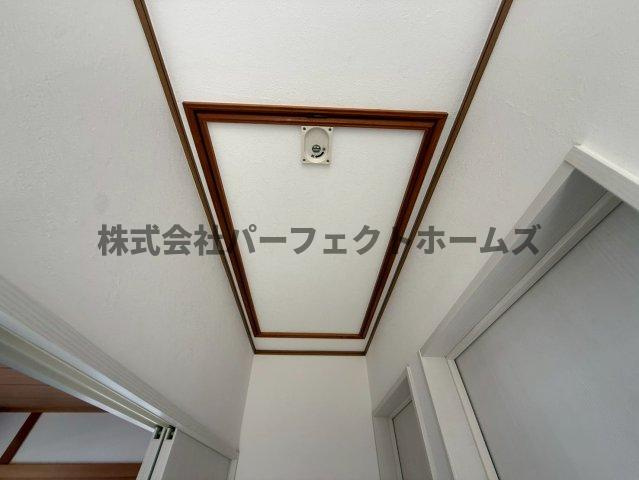 菅相塚町戸建　賃貸の収納|屋根裏収納