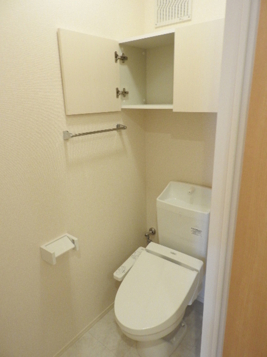 ロイヤルハイツⅡのトイレ|シンプルで使いやすいトイレです