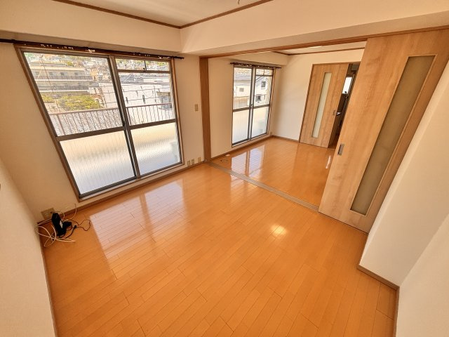 田中マンションの居間・リビング
