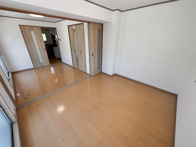 田中マンションの寝室