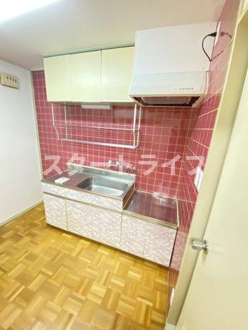 大阪市淀川区東三国２丁目の賃貸マンションのキッチン